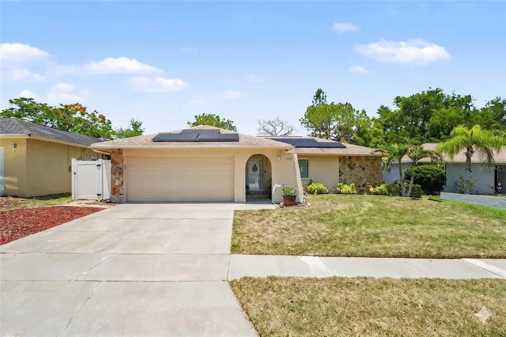 2627 Surrey Drive Palm Harbor FL 34684