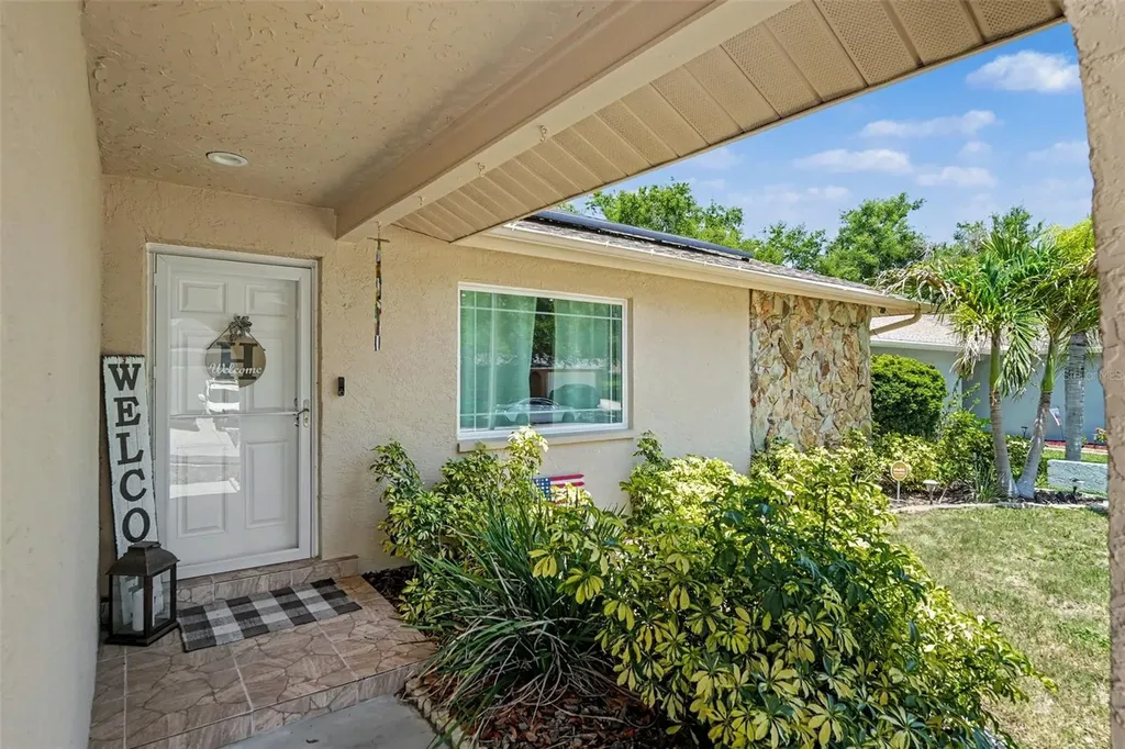 2627 Surrey Drive Palm Harbor FL 34684