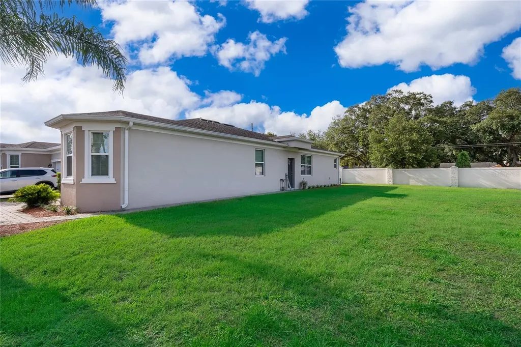1501 Mossycup Drive St Cloud FL 34771