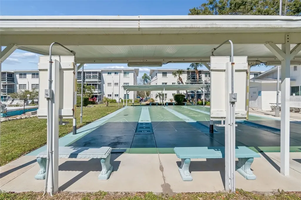 1837 Flamingo Boulevard Bradenton FL 34207