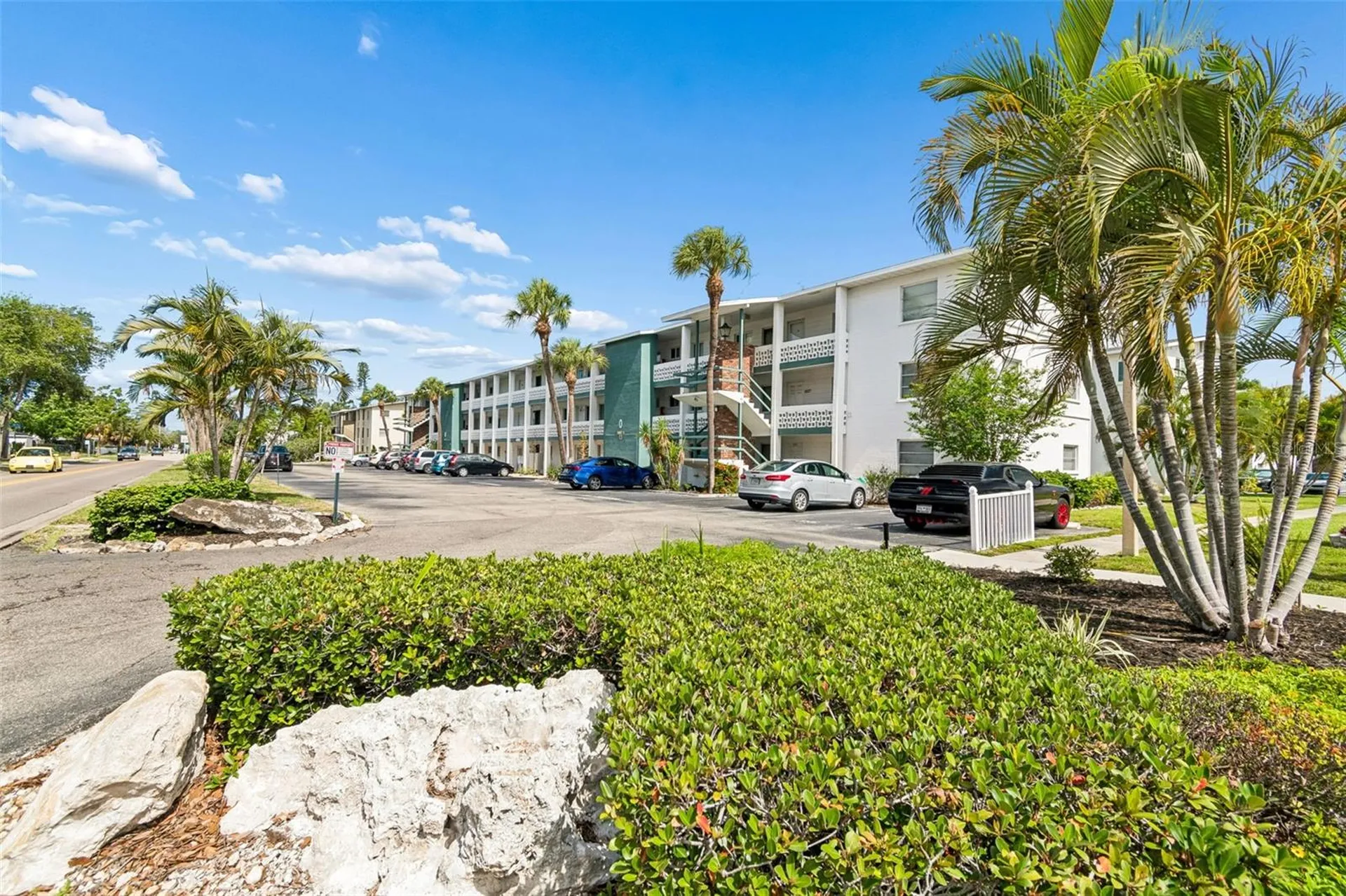 1837 Flamingo Boulevard Bradenton FL 34207