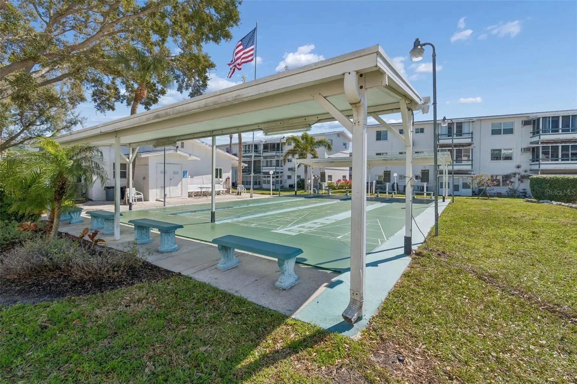 1837 Flamingo Boulevard Bradenton FL 34207