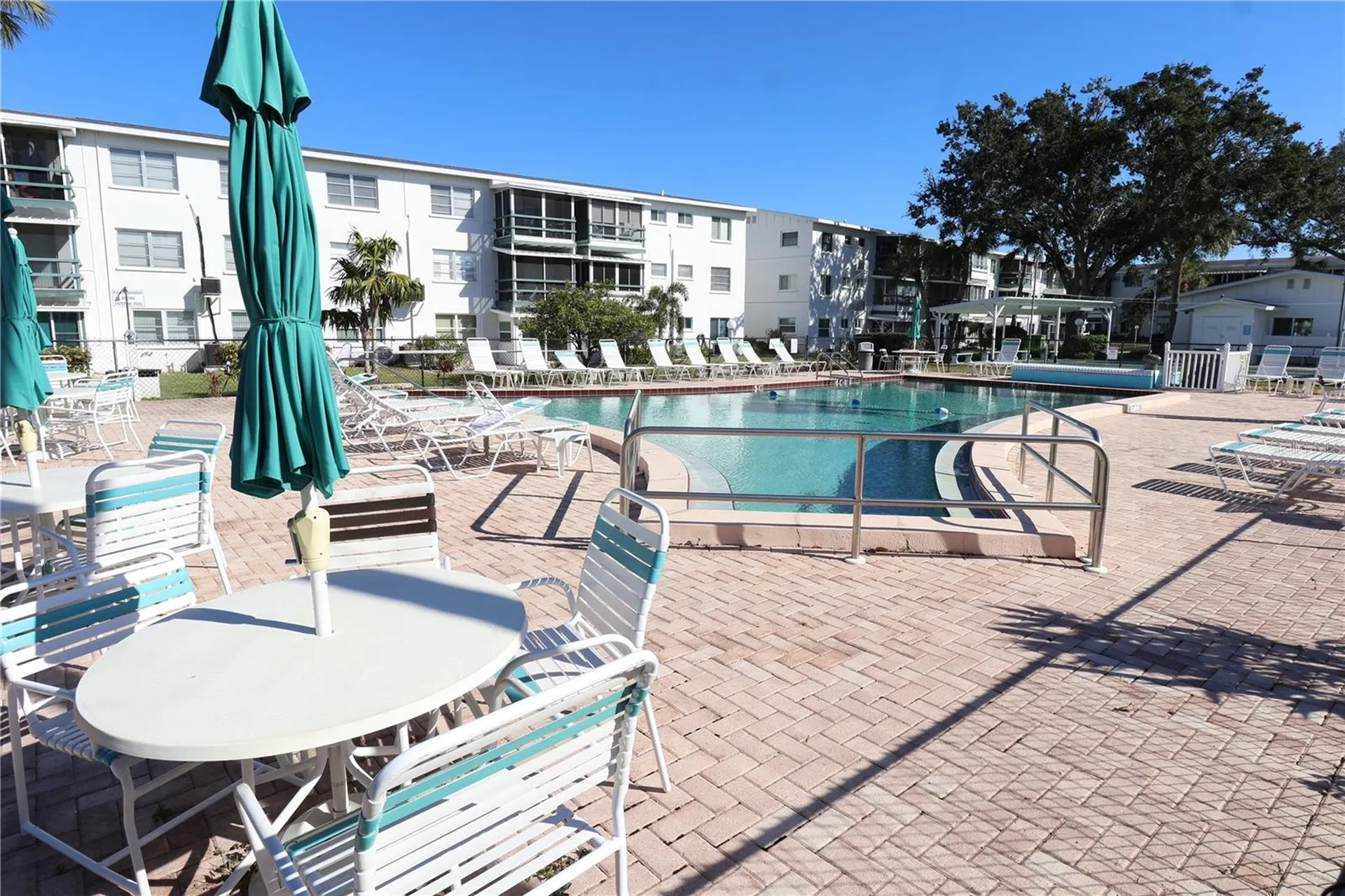 1837 Flamingo Boulevard Bradenton FL 34207