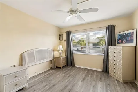 1837 Flamingo Boulevard Bradenton FL 34207