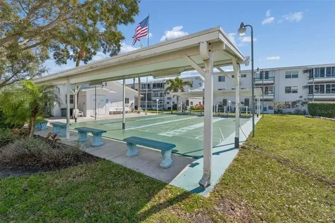 1837 Flamingo Boulevard Bradenton FL 34207