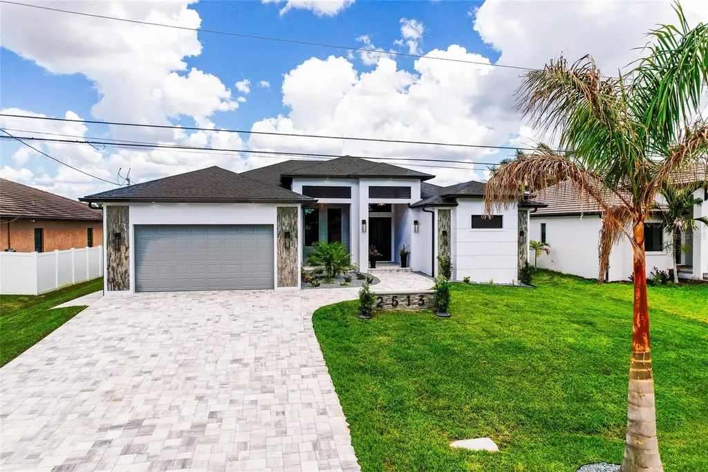 2513 SW 25th Avenue Cape Coral FL 33914