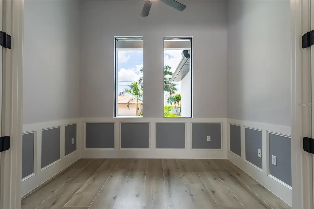 2513 SW 25th Avenue Cape Coral FL 33914