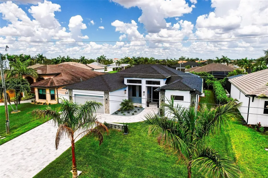 2513 SW 25th Avenue Cape Coral FL 33914