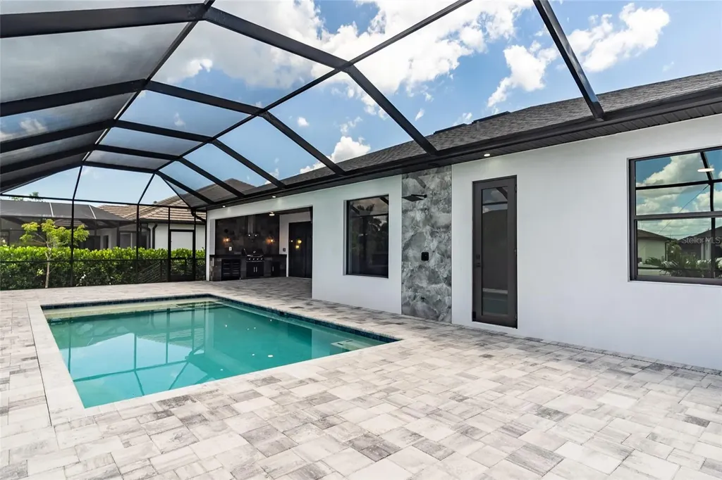 2513 SW 25th Avenue Cape Coral FL 33914