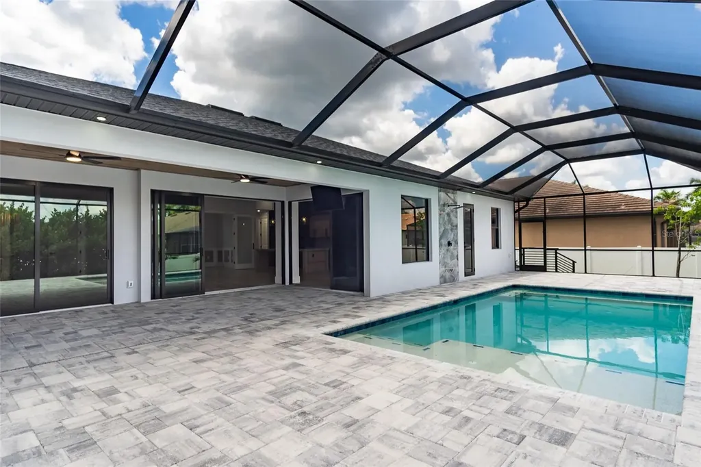 2513 SW 25th Avenue Cape Coral FL 33914