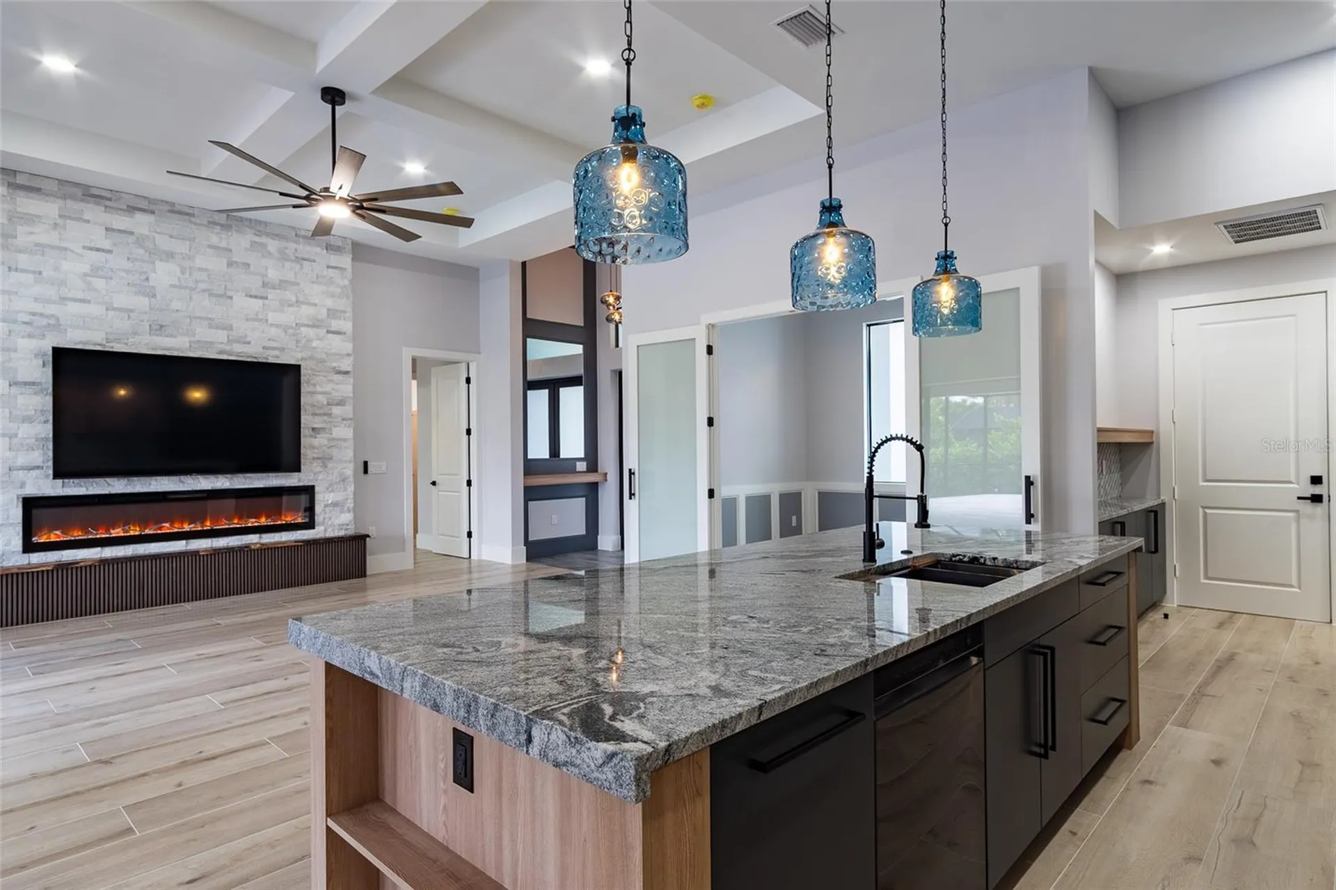 2513 SW 25th Avenue Cape Coral FL 33914