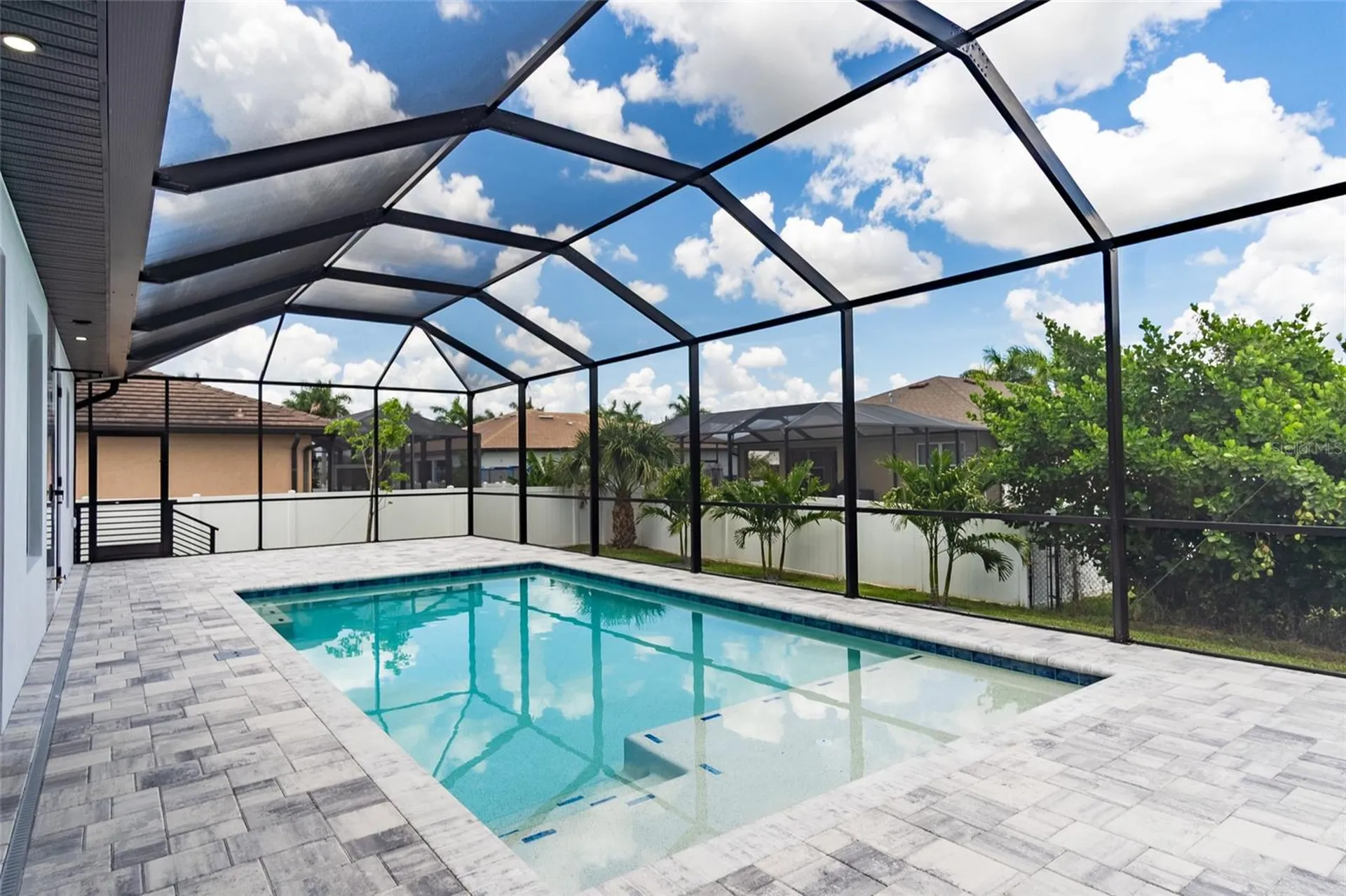 2513 SW 25th Avenue Cape Coral FL 33914