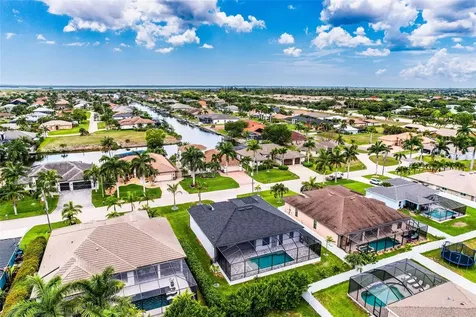2513 SW 25th Avenue Cape Coral FL 33914