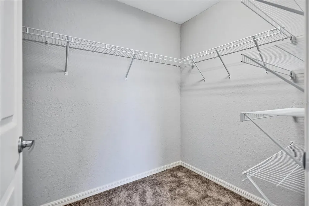 7056 Gideon Circle Zephyrhills FL 33541