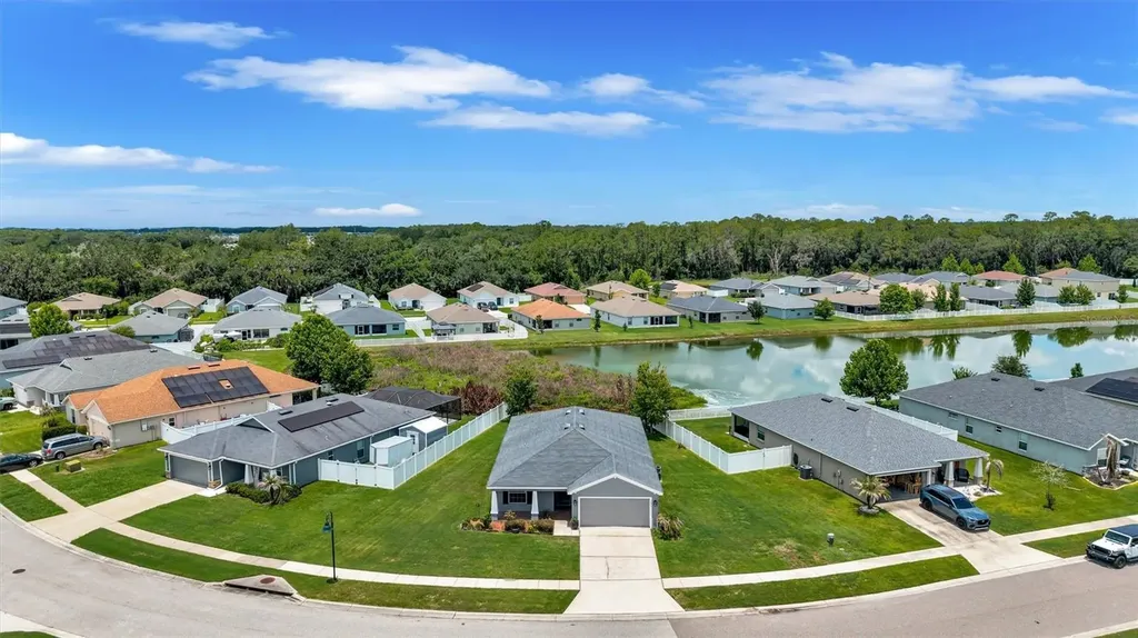 7056 Gideon Circle Zephyrhills FL 33541