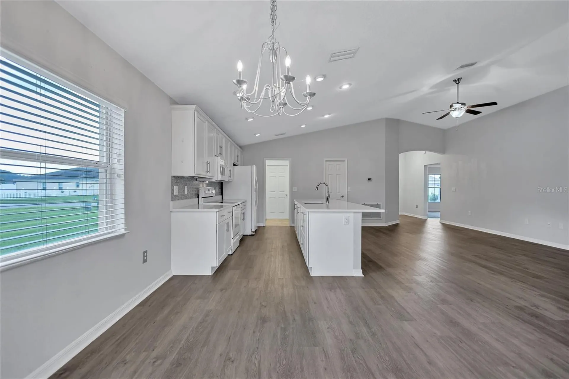 7056 Gideon Circle Zephyrhills FL 33541