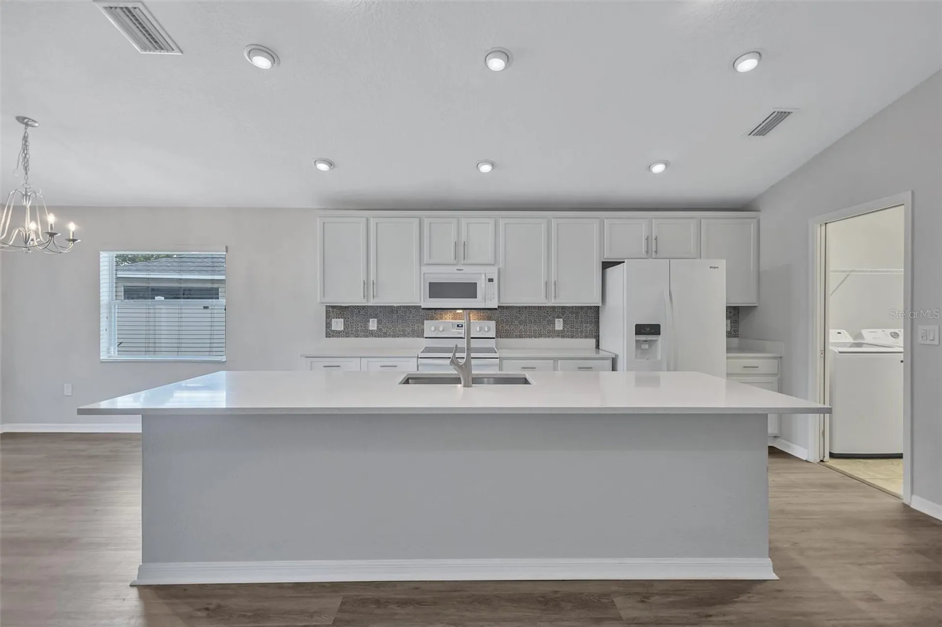 7056 Gideon Circle Zephyrhills FL 33541