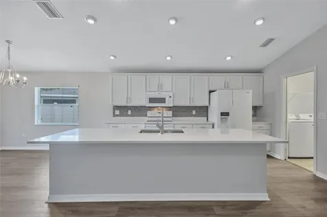 7056 Gideon Circle Zephyrhills FL 33541