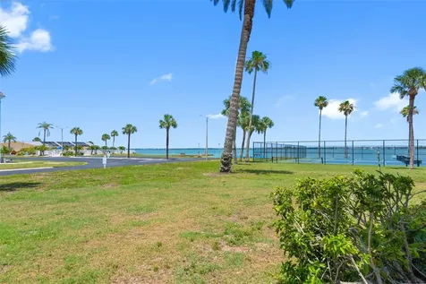 1 Gateshead Drive Dunedin FL 34698