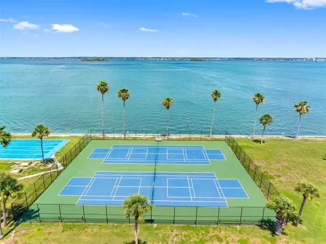 1 Gateshead Drive Dunedin FL 34698