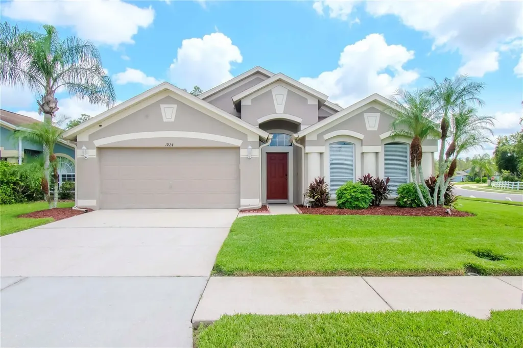 1924 Grenville Court Wesley Chapel FL 33543