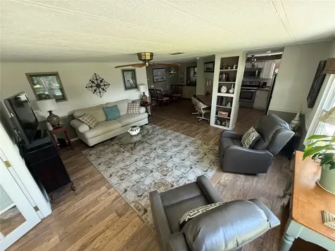 19 Magnolia Lane Wildwood FL 34785