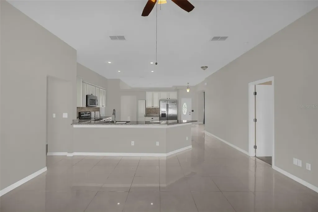 5403 Loma Vista Loop Davenport FL 33896