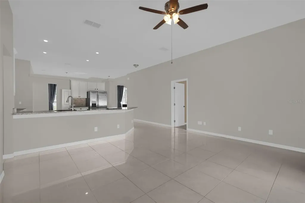 5403 Loma Vista Loop Davenport FL 33896