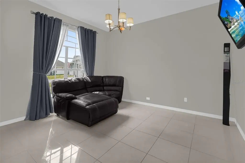 5403 Loma Vista Loop Davenport FL 33896