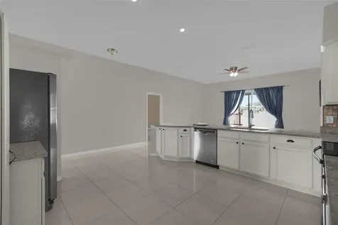 5403 Loma Vista Loop Davenport FL 33896