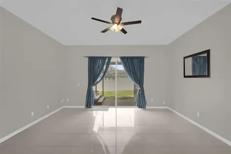 5403 Loma Vista Loop Davenport FL 33896