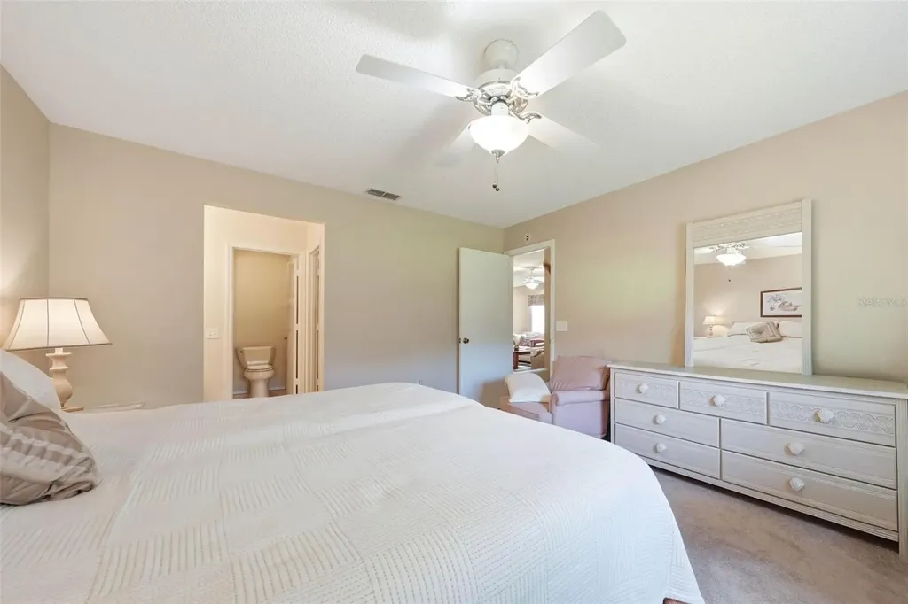 1607 Navidad Street The Villages FL 32162