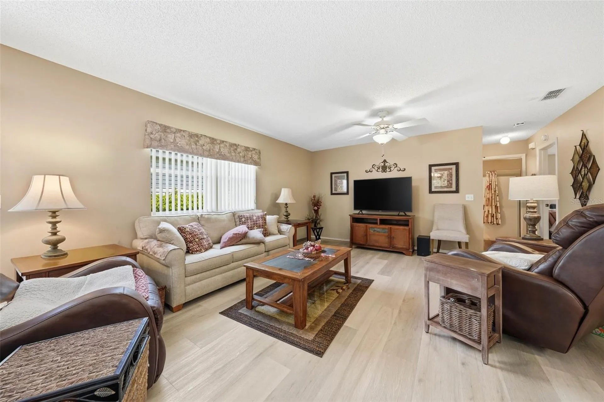1607 Navidad Street The Villages FL 32162