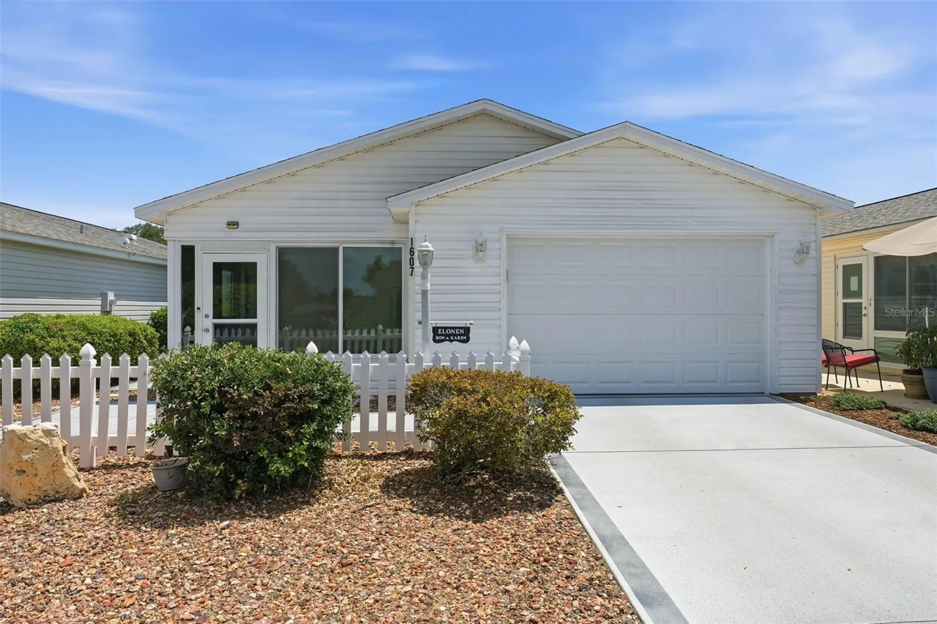 1607 Navidad Street The Villages FL 32162