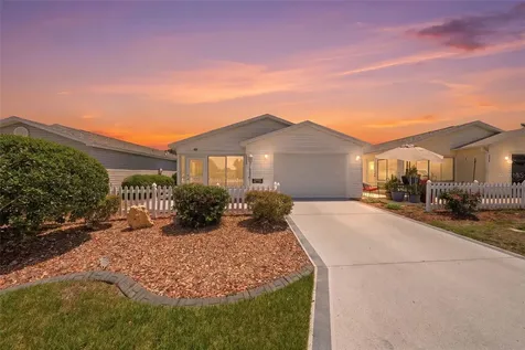 1607 Navidad Street The Villages FL 32162