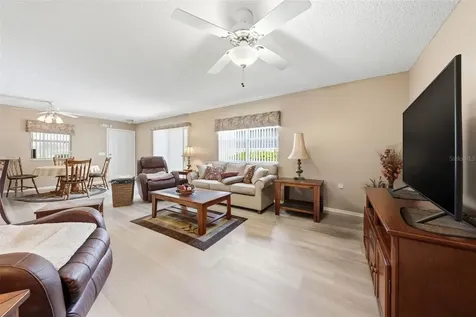 1607 Navidad Street The Villages FL 32162