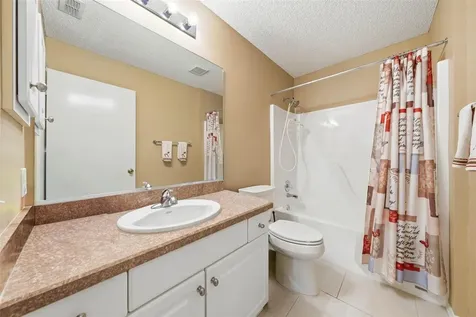 1607 Navidad Street The Villages FL 32162
