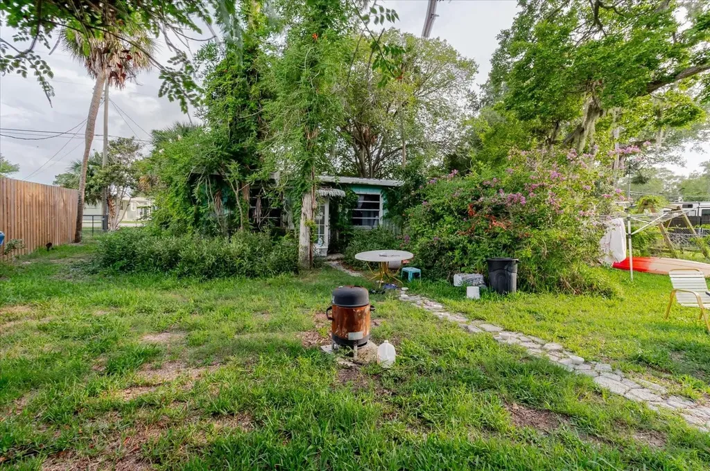 5323 Circle Drive Weeki Wachee FL 34607