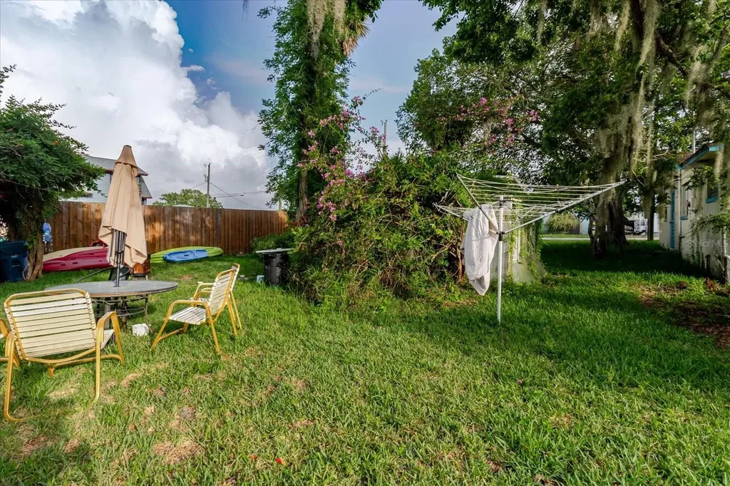 5323 Circle Drive Weeki Wachee FL 34607