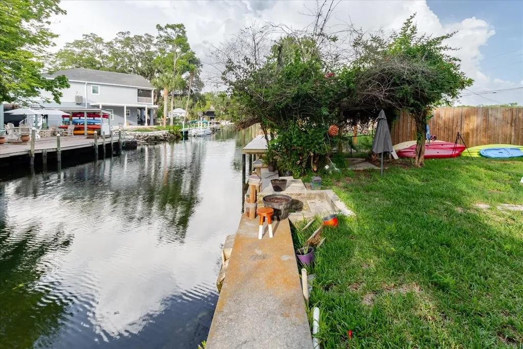 5323 Circle Drive Weeki Wachee FL 34607