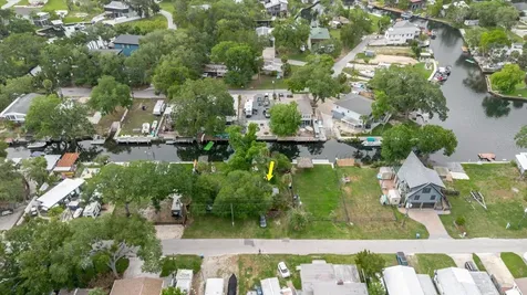 5323 Circle Drive Weeki Wachee FL 34607