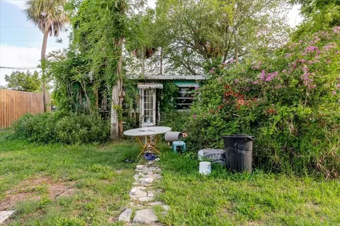 5323 Circle Drive Weeki Wachee FL 34607