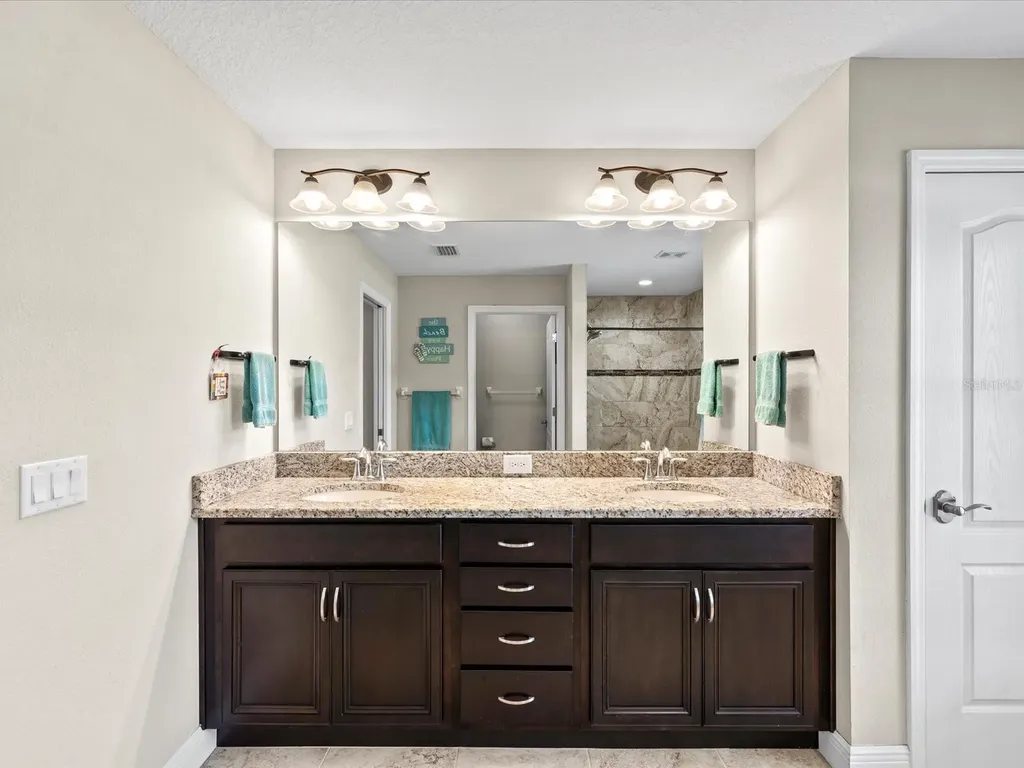 9027 Mavis Road Weeki Wachee FL 34613