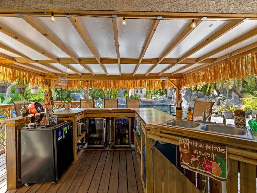9027 Mavis Road Weeki Wachee FL 34613