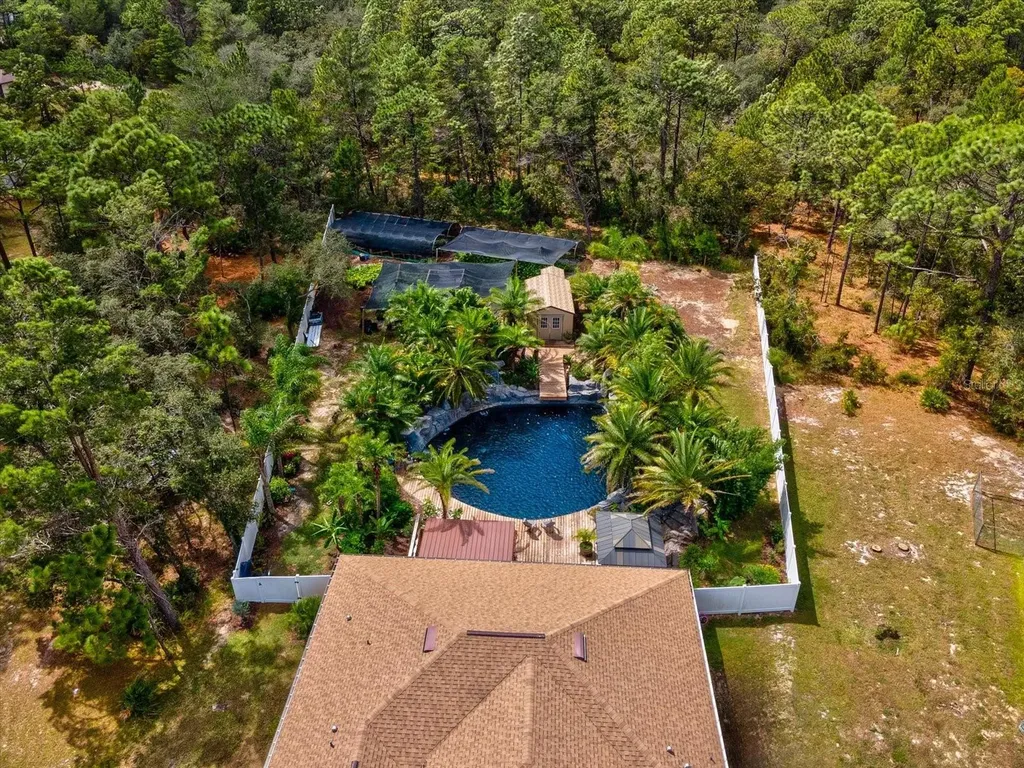9027 Mavis Road Weeki Wachee FL 34613