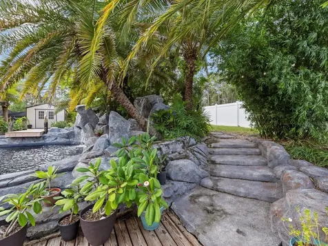 9027 Mavis Road Weeki Wachee FL 34613