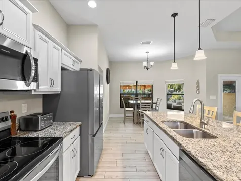 9027 Mavis Road Weeki Wachee FL 34613
