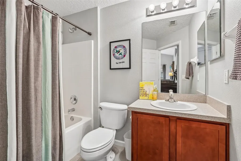 4181 Waltham Forest Drive Tavares FL 32778