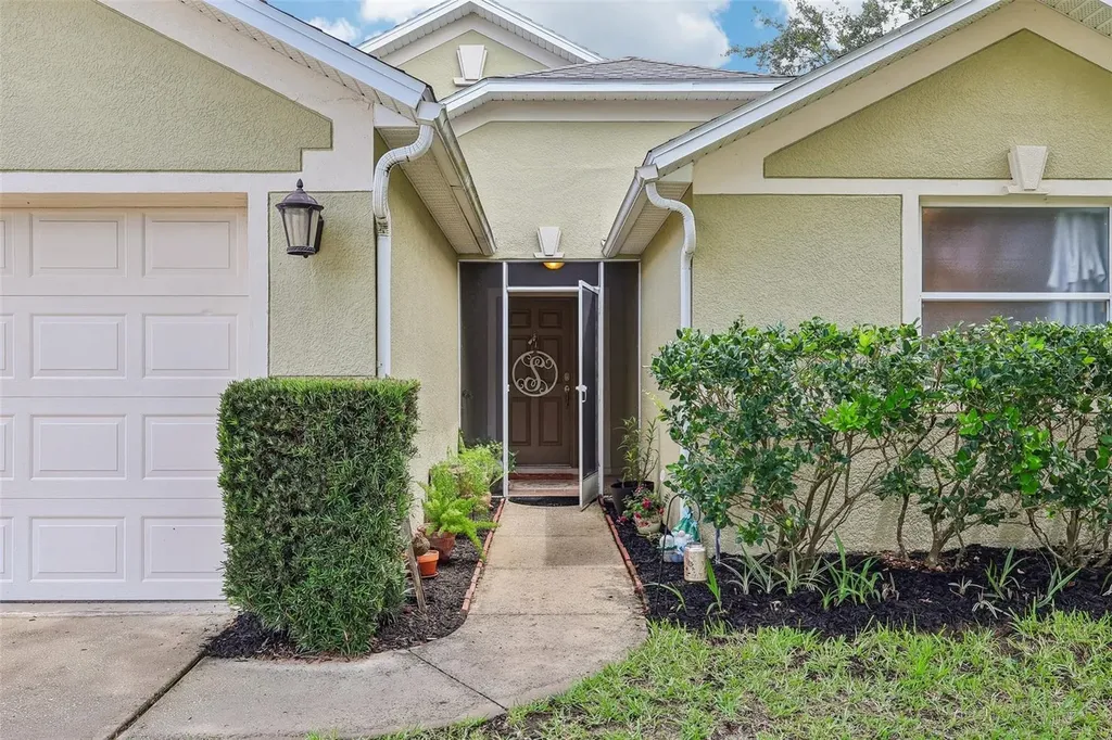 4181 Waltham Forest Drive Tavares FL 32778