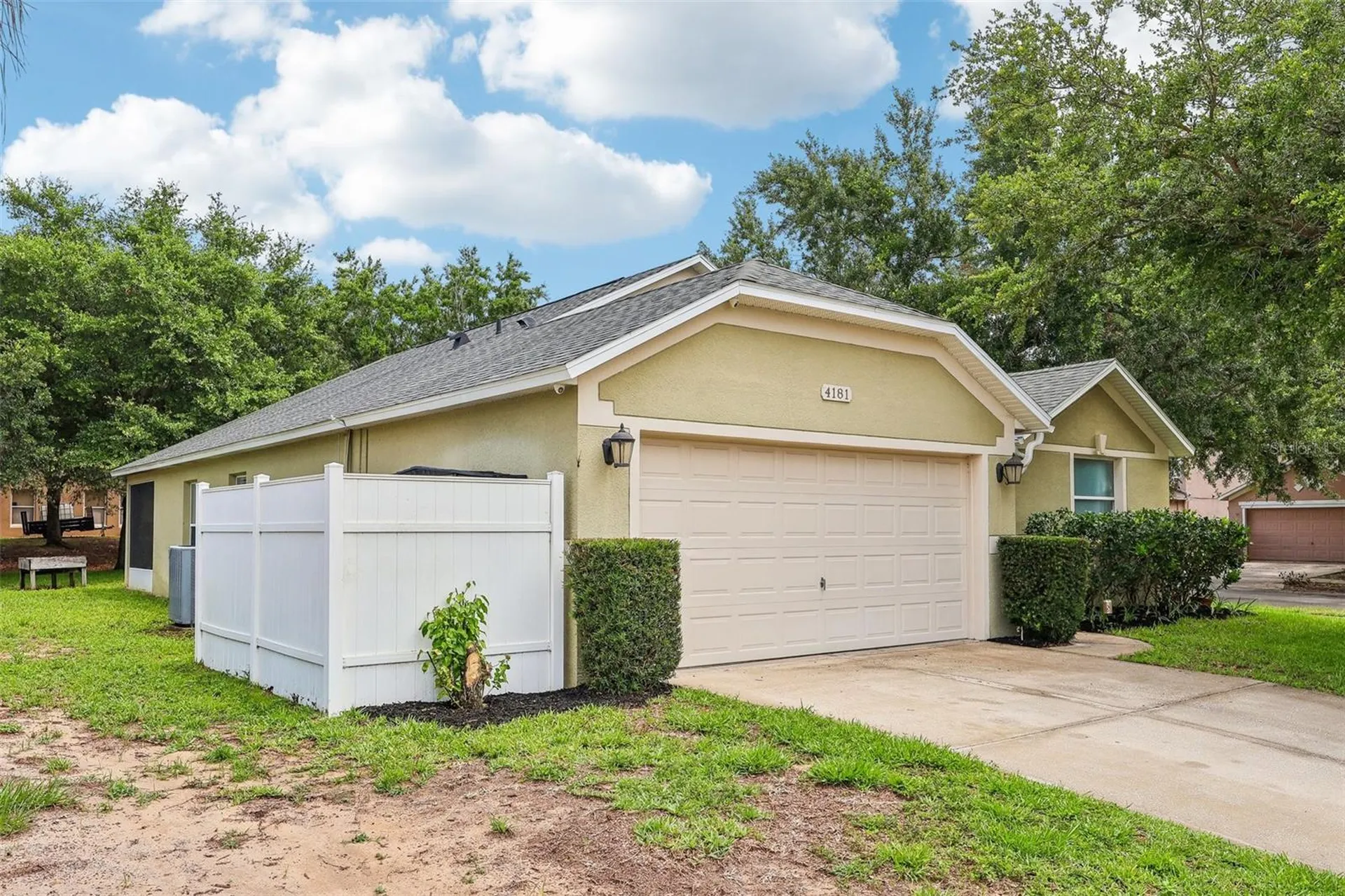 4181 Waltham Forest Drive Tavares FL 32778